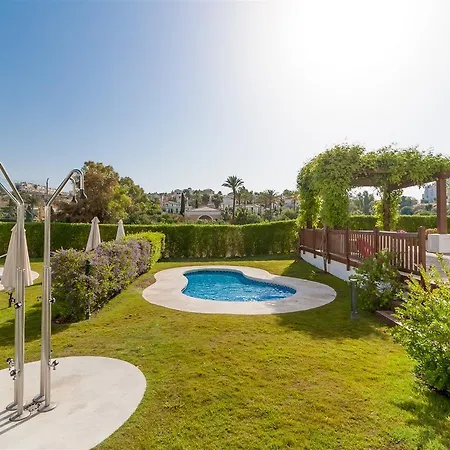 Golf Hill Canovas Apartment